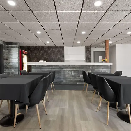 Travelodge By Wyndham Blairmore-2