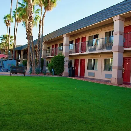 Ramada By Wyndham Yuma-2