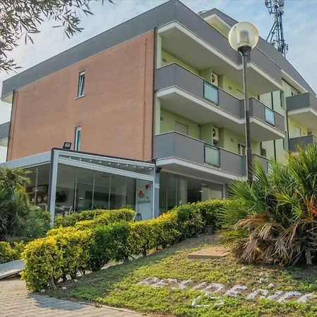 Isa Residence Fiumicino Airport-3