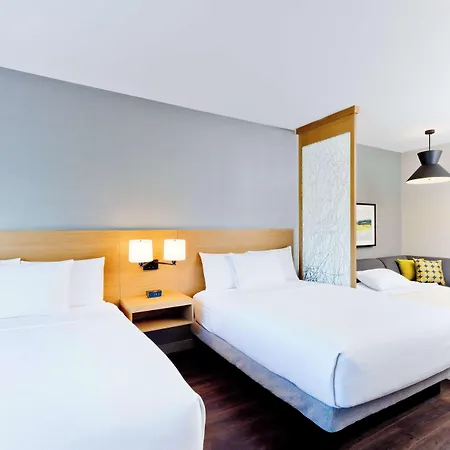 Hyatt Place Kelowna-2