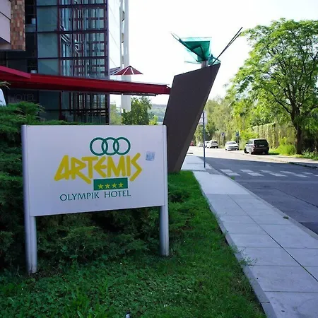 Olympik Tristar-3