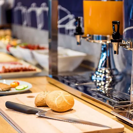 ibis budget Karlsruhe-3