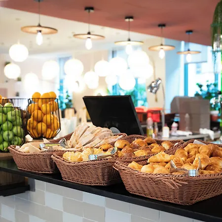 Ibis Styles Paris Meteor Avenue D'Italie-2