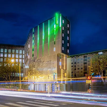 Ibis Styles Paris Meteor Avenue D'Italie-3