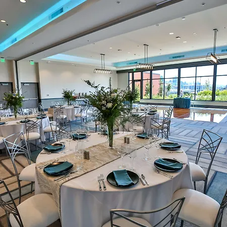 Hotel Indigo Seattle Everett Waterfront Place By Ihg-3