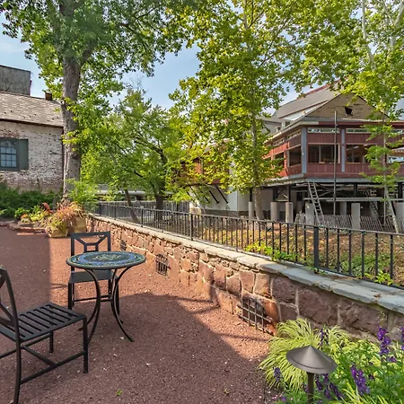 Carriage House New Hope-3