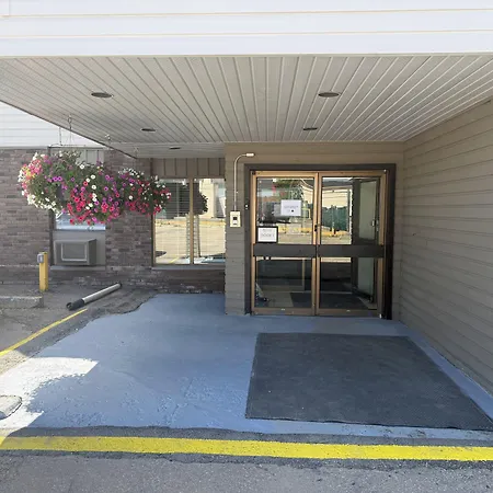 Anavada Inn & Suites - Grande Prairie-2