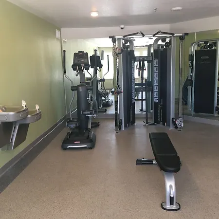 Woodspring Suites Orlando International Drive-3