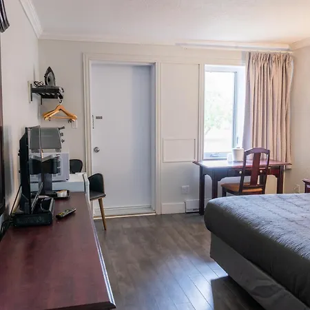 Complexe Hotelier Escoumins-3