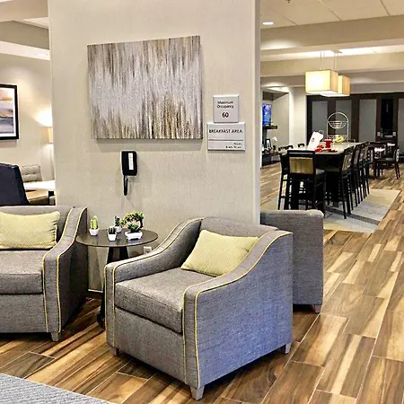 Hampton Inn Cranbury-2