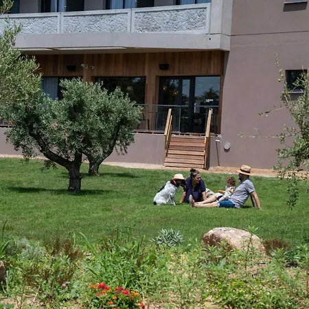 Ibis Styles Porto Vecchio-3