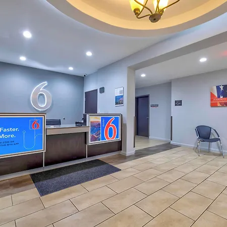 Motel 6 Texas City I-45-2