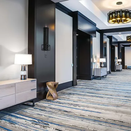 Embassy Suites By Hilton College Station-3