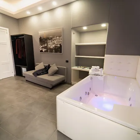 Le 4 Stagioni Dante's Suites H Napoli Centro, by ClaPa Group-2