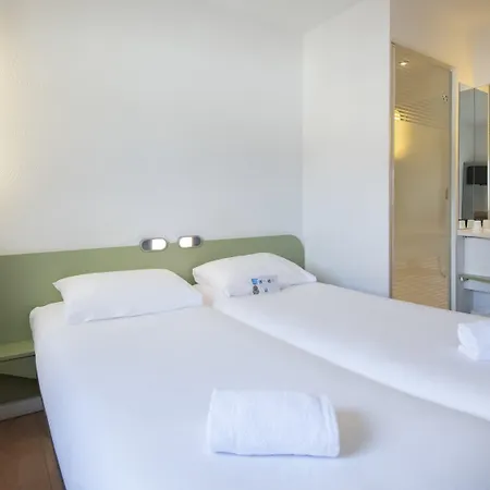 Ibis Budget Ajaccio-2