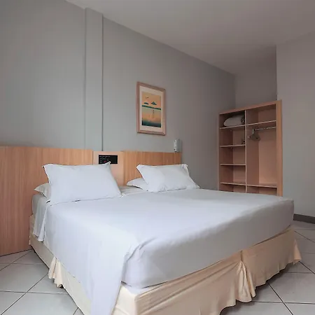 Hotel Sagres Praia-3