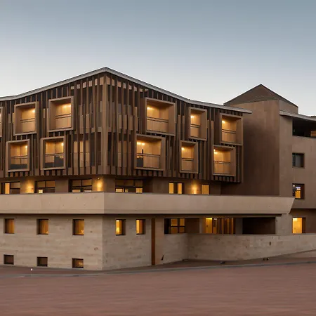 Aparthotel Kronplatz Luxury House-2