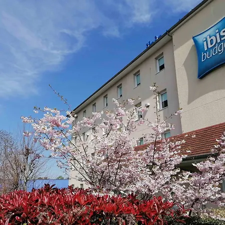 Ibis Budget Bergerac-3