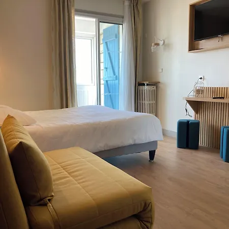 Hôtel Le Rivage vue sur mer - LOGIS - Châtelaillon-plage-3