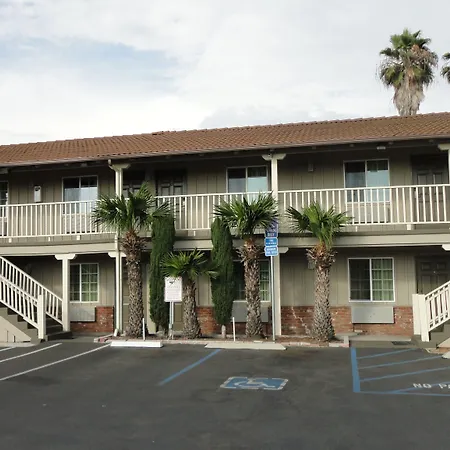 Escondido Inn-2