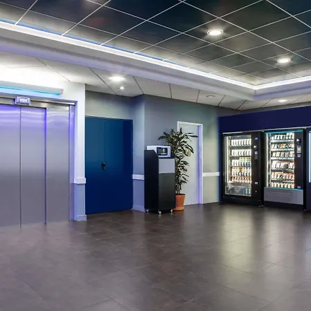 Ibis Budget Paris Porte De Montmartre-3