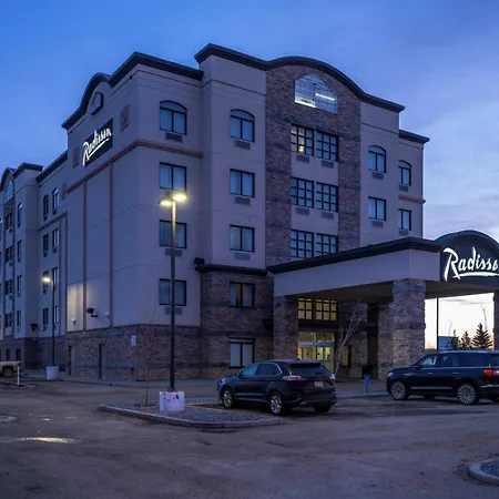 Radisson Hotel Edmonton Airport-3
