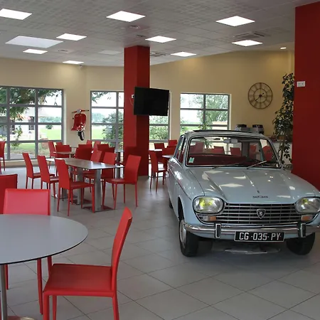 Brit Hotel Montargis-2
