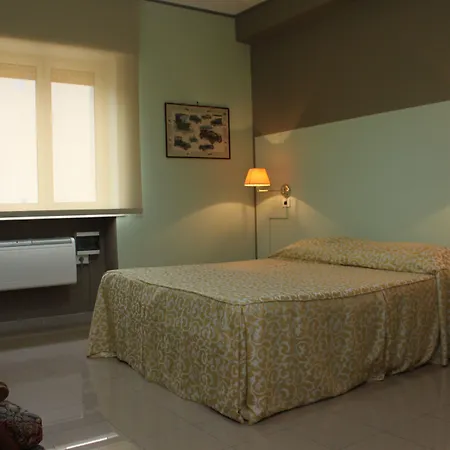 Hotel Plaza-3