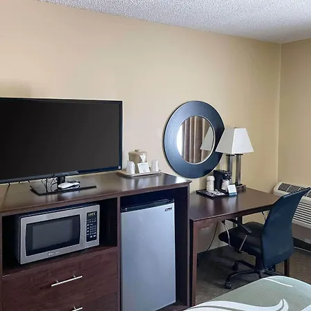 Quality Inn Ontario-3
