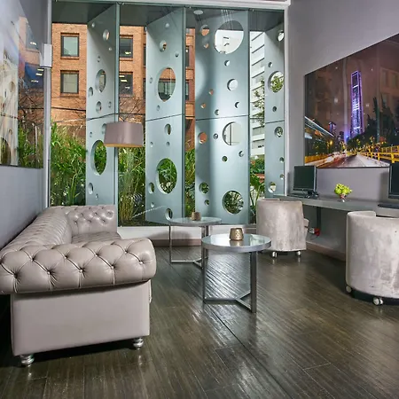 Hotel 100 Luxury Suites By Preferred-3
