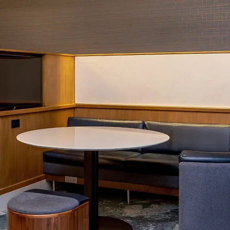 Courtyard By Marriott Times Square West-2