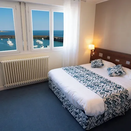 Hotel De La Mer-3
