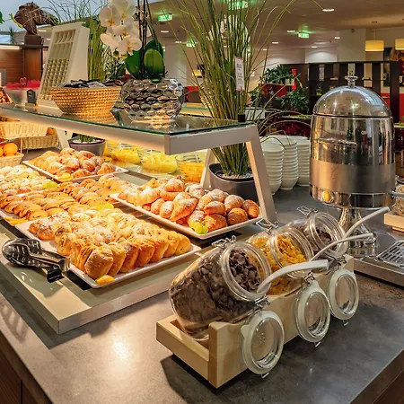 Plaza Inn Amedia Vienna-3