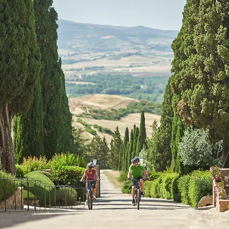 Castello Banfi - Il Borgo - Relais Et Chateaux-2