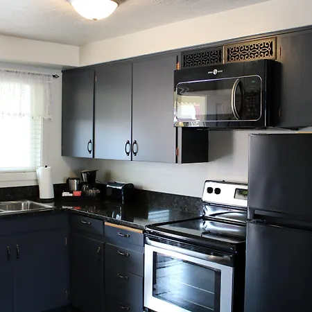 Silverton Inn & Suites-2