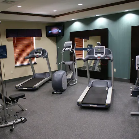 Hampton Inn & Suites Center-3