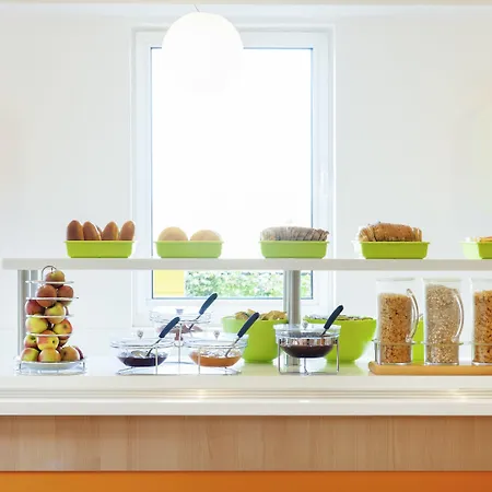 ibis budget Hotel Brussels Airport-3