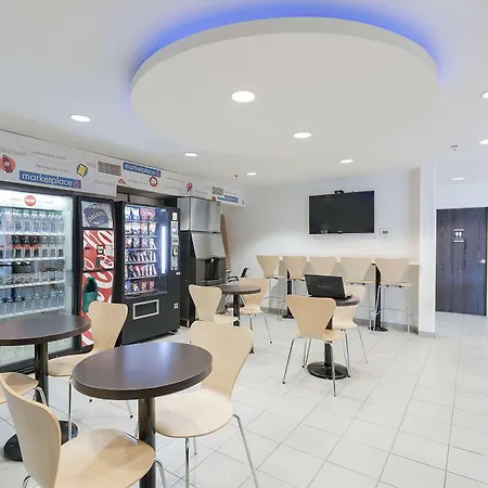 Motel 6-Brandon, Mb-3