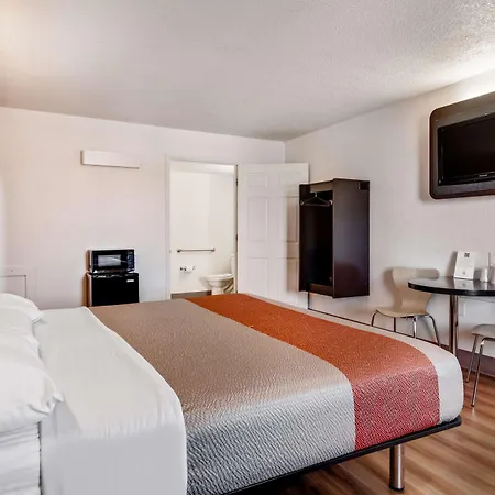 Motel 6-Youngstown, Oh-2
