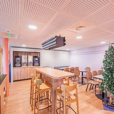B&B HOTEL Strasbourg Aéroport-2