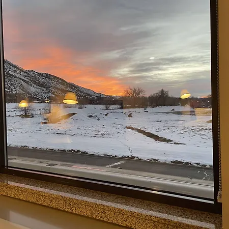 Hampton Inn & Suites Rifle-2