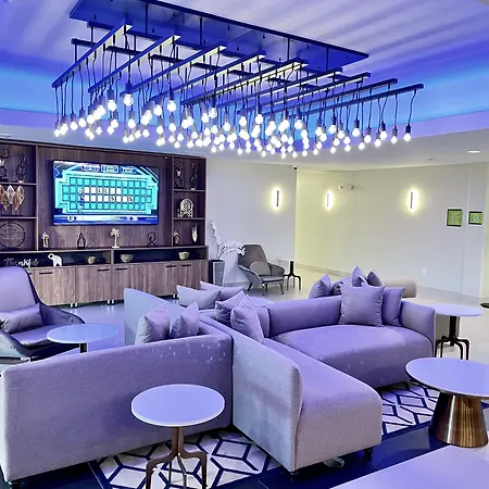 La Quinta By Wyndham Port Arthur-3