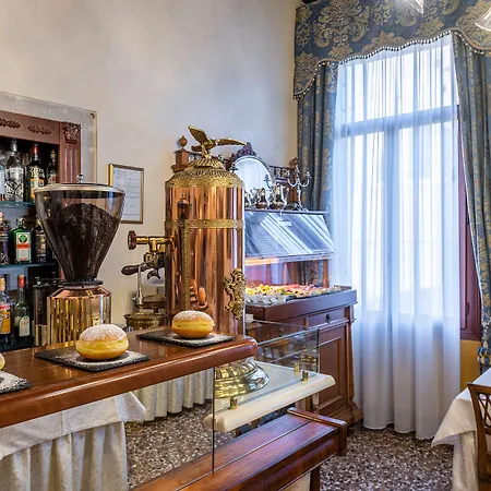 Palazzo Odoni-2
