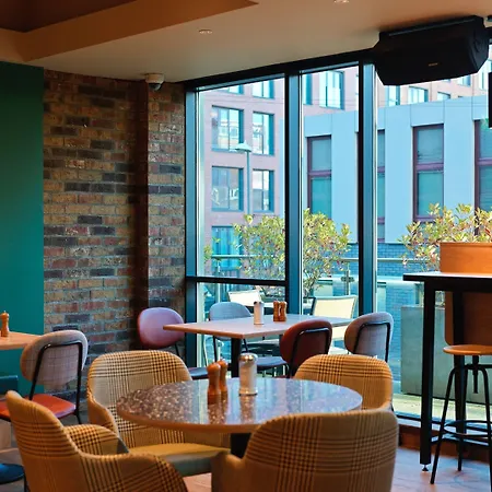 B&B Hotel Birmingham Centre-2