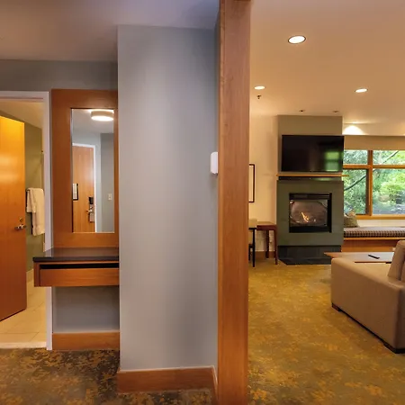 Cedarbrook Lodge-2