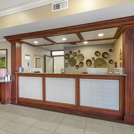 Best Western Plus Butterfield Inn-2