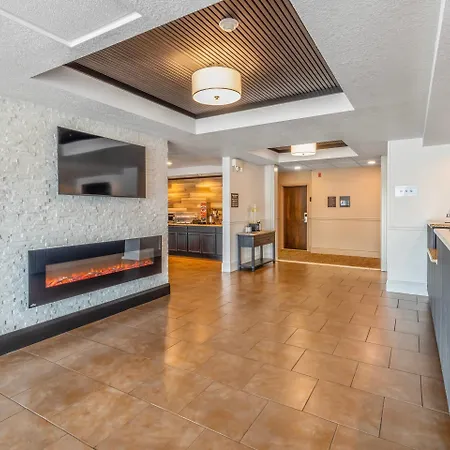 Comfort Inn & Suites Thousand Islands Harbour District-2