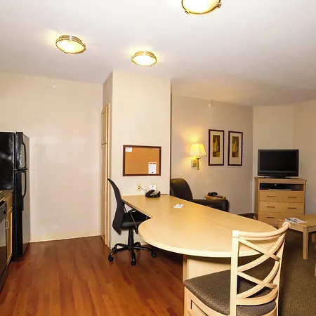 Candlewood Suites Fort Myers Interstate 75 By Ihg-3