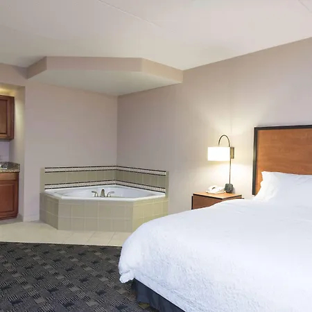 Hampton Inn And Suites Indianapolis-Fishers-2