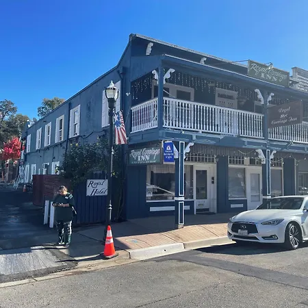 Americas Best Value Inn Royal Carriage-2